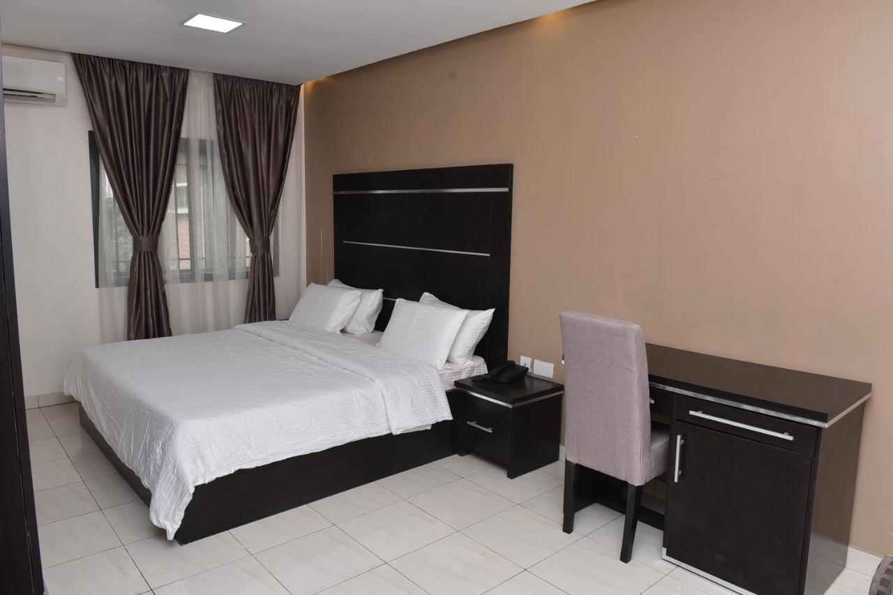 Urban Metro Inn Lagos Eksteriør billede